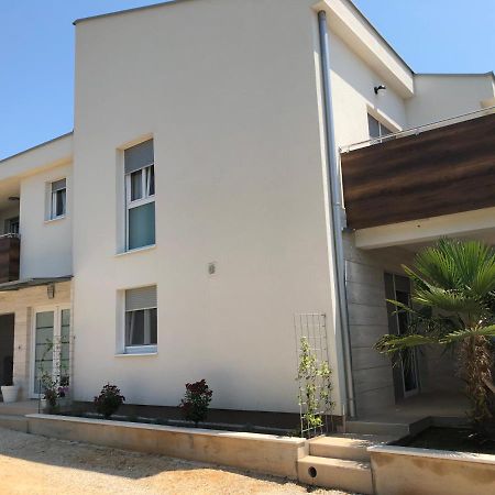 Apartmani Gavran Sukošan Buitenkant foto